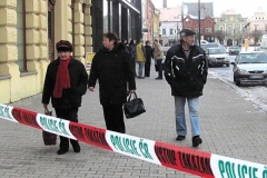 Anonym vyhrožoval výbušninou v bance
